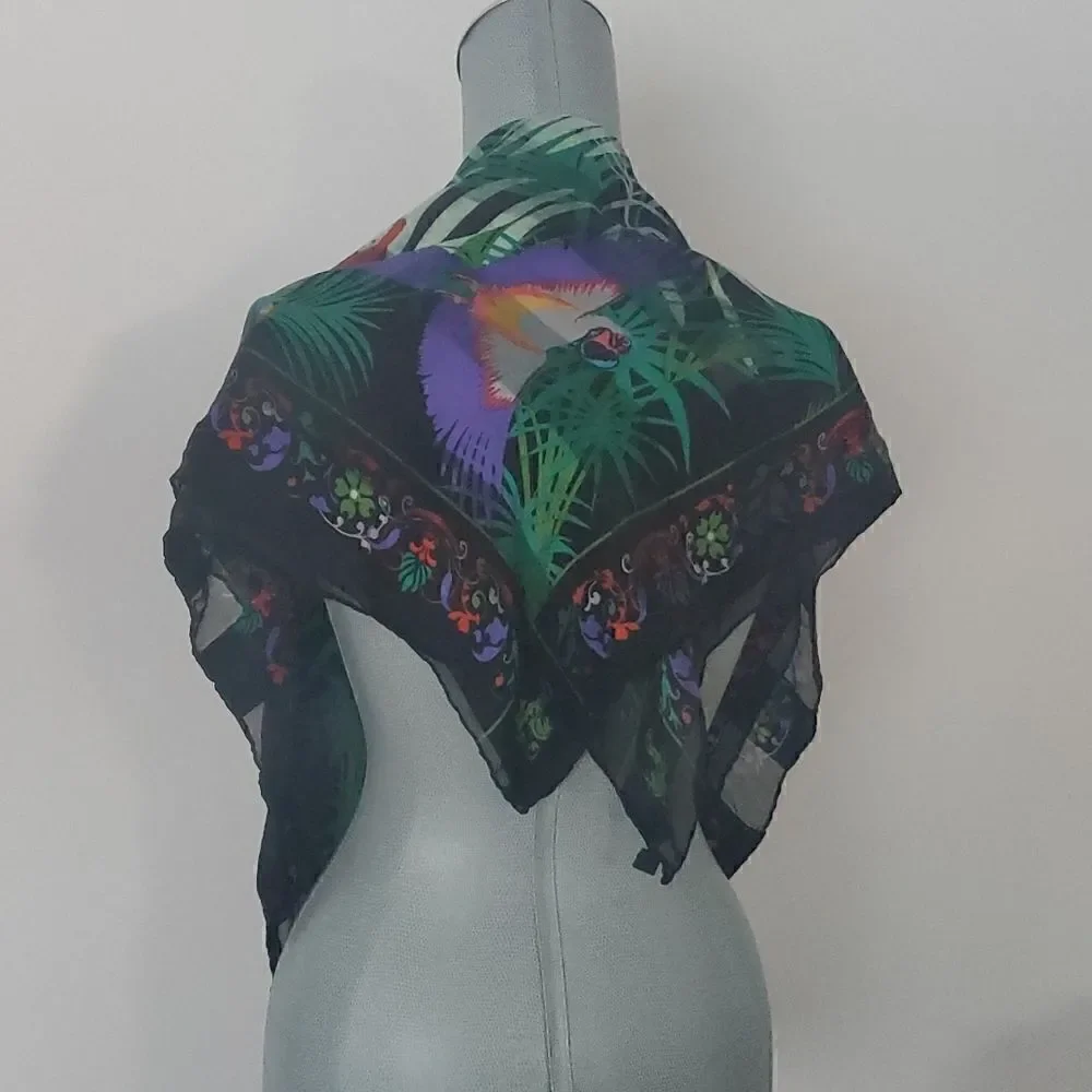 Pangborn Disigns LTD | Tropical Bird Parrot Scarf